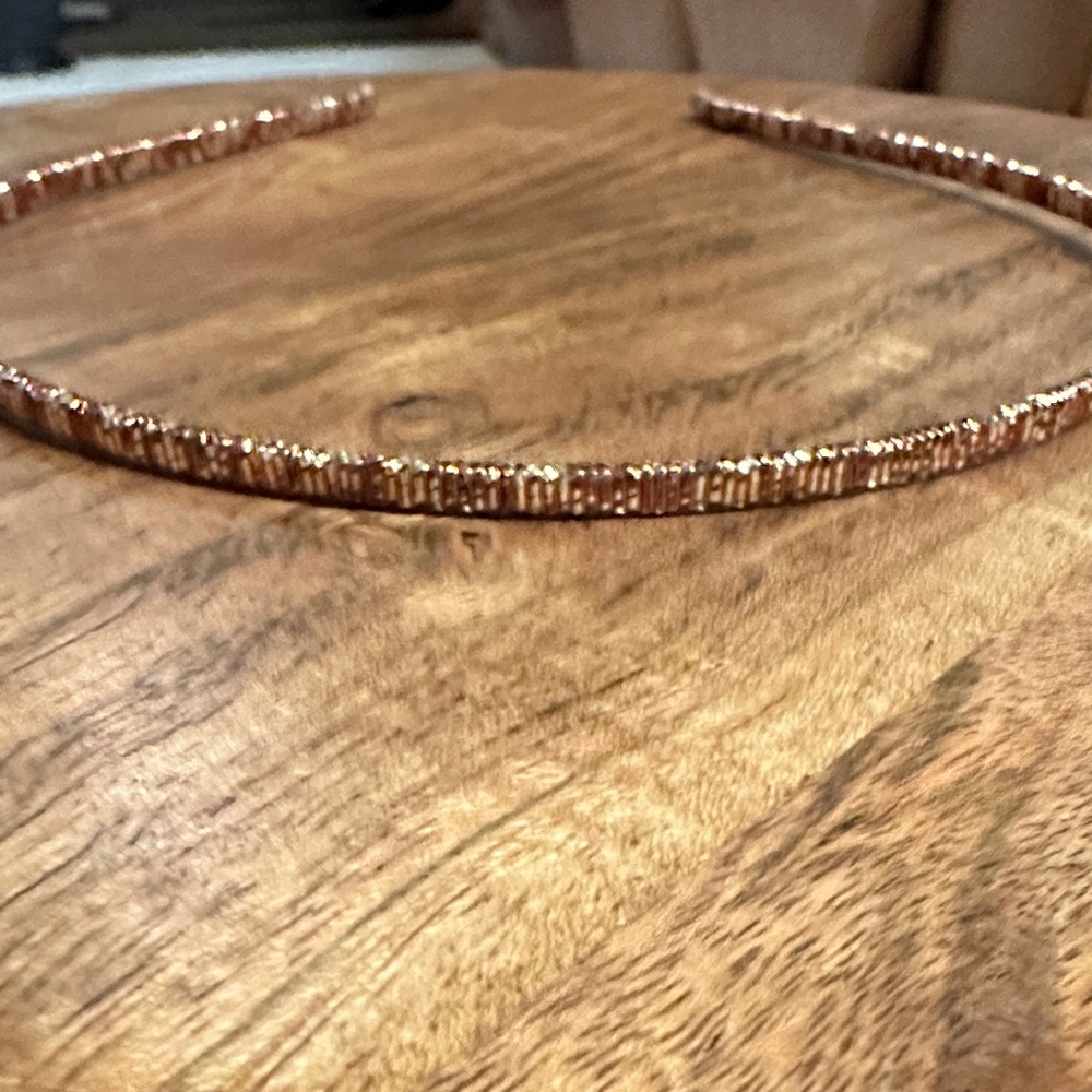 Elegant Copper-Toned Women's Headband - Picture 2 of 3